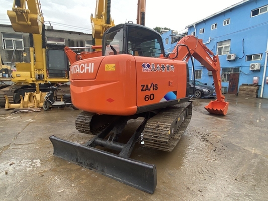 6 ton originele Japanse gebruikte Hitachi ZX60 Crawler Excavator met 40.5 kW motorvermogen en 0.22m3 emmercapaciteit