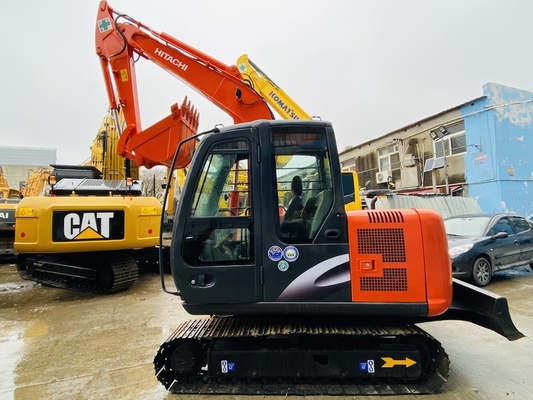 7 ton originele Japanse gebruikte Hitachi ZX70 Crawler Excavator met 40.5 kW motorvermogen en 0.3m3 emmercapaciteit