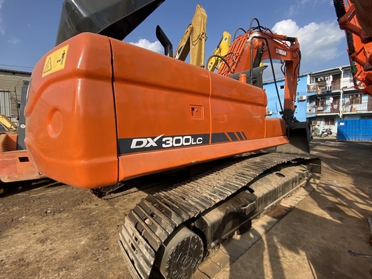 30 ton originele gebruikte Doosan DX300 Crawler Excavator met een emmercapaciteit van 1,27 m3