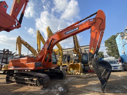 30 ton originele gebruikte Doosan DX300 Crawler Excavator met een emmercapaciteit van 1,27 m3