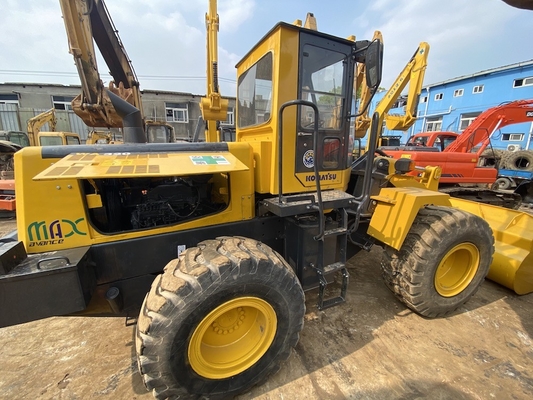 3-5 ton tweedehands Komatsu WA320-3 wiellader Gebruikte voorlader