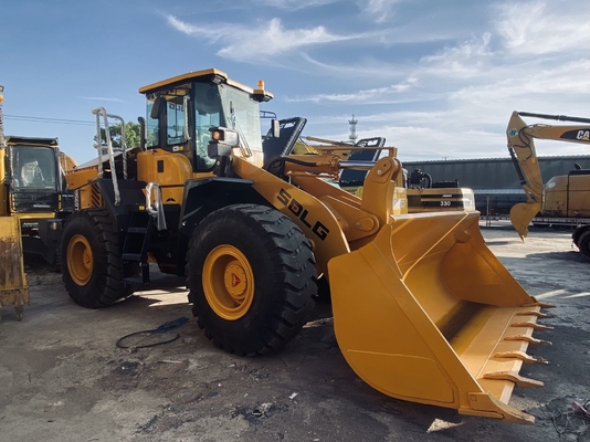 Gebruikte SDLG LG956L tweedehands front-end wiellader met een emmercapaciteit van 2,5-4,5 m3