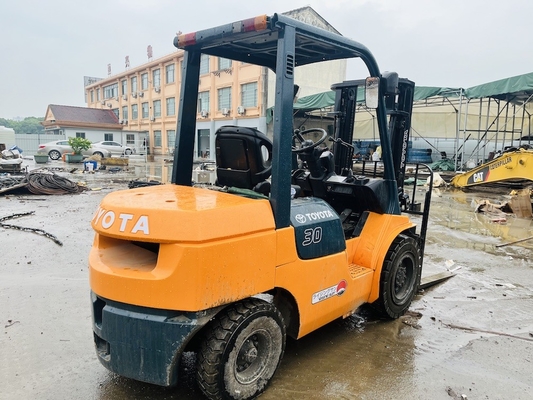 3 ton gebruikte Toyota vorklift origineel uit Japan Toyota vorklift tweedehands 3000mm