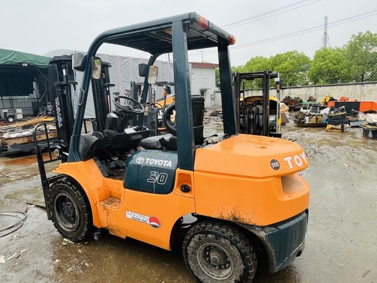 3 ton gebruikte Toyota vorklift origineel uit Japan Toyota vorklift tweedehands 3000mm