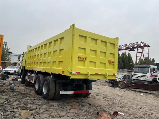 Gebruikte HOWO SINOTRUK Dump Truck 8x4 Tweedehands HOWO 375 HP Tipper Truck Te koop