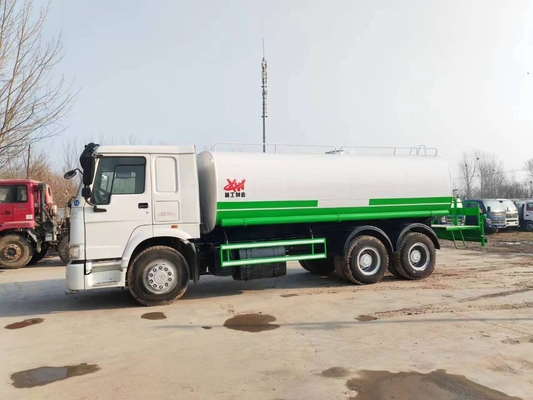 20 m3 tweedehands SINOTRUK HOWO 6x4 Sprinkler Watertruck Gebruikt te koop