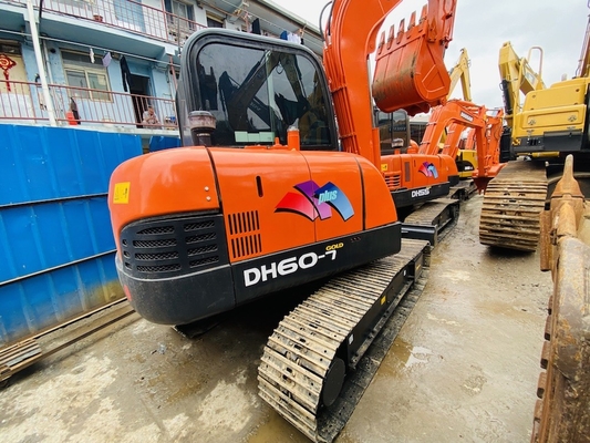 6 ton originele gebruikte Doosan DH60-7 Crawler Graafmachine tweedehands met 0,09-0,2 m3 emmercapaciteit