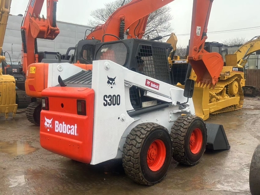 Gebruikte Bobcat S300 Mini Skid Steer Loader, tweedehands Bobcat Skid Loader 1m3 60KW