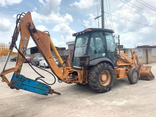 V.S.A. Gebruikte boormachine CASE 580M Hydraulische machine Tweedehands boormachine CASE 580M